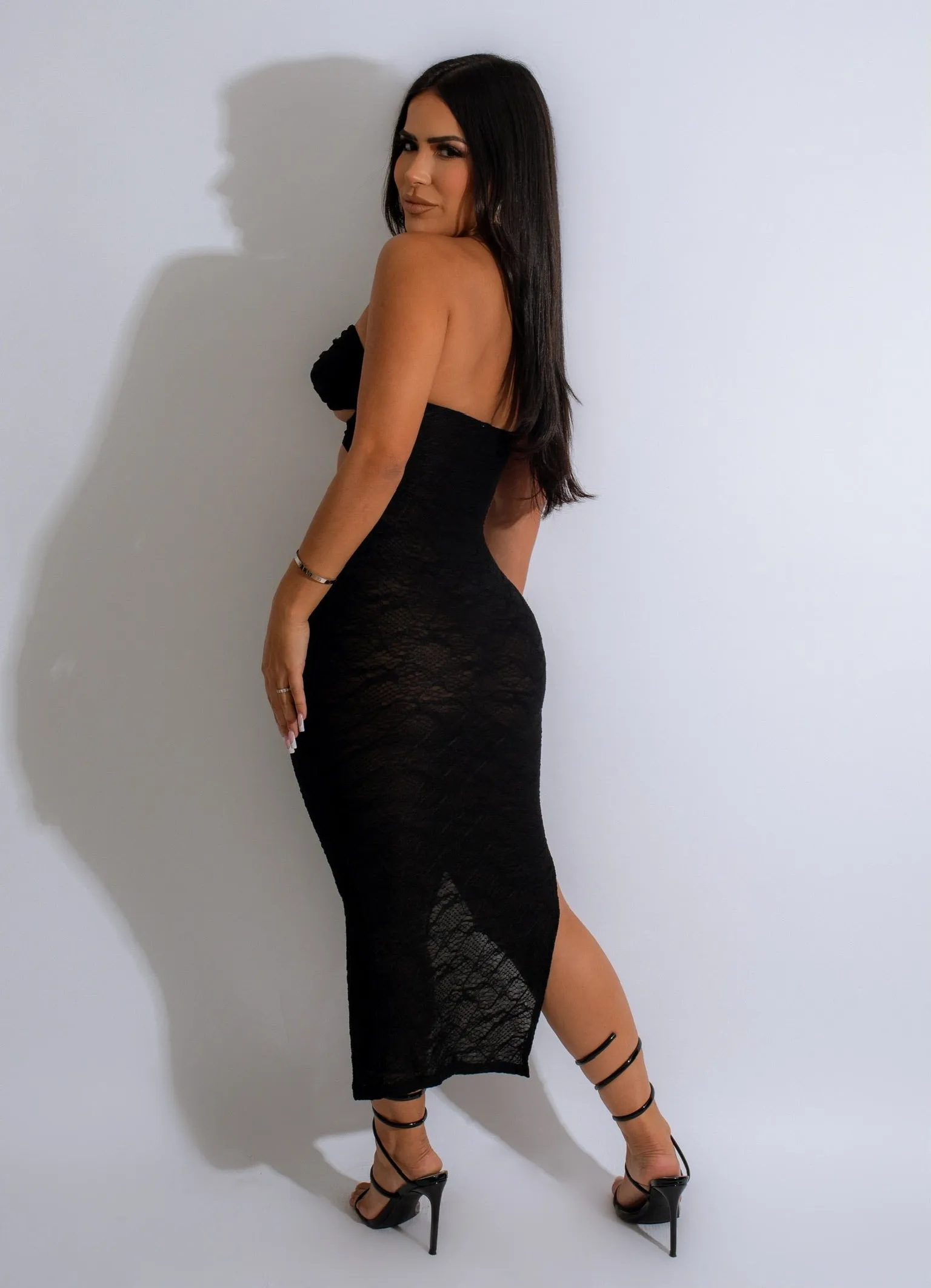 A Lot Of Drama Lace Midi Dress Black