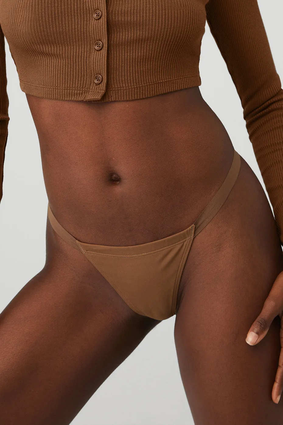 Airbrush Invisible String Thong - Cinnamon Brown