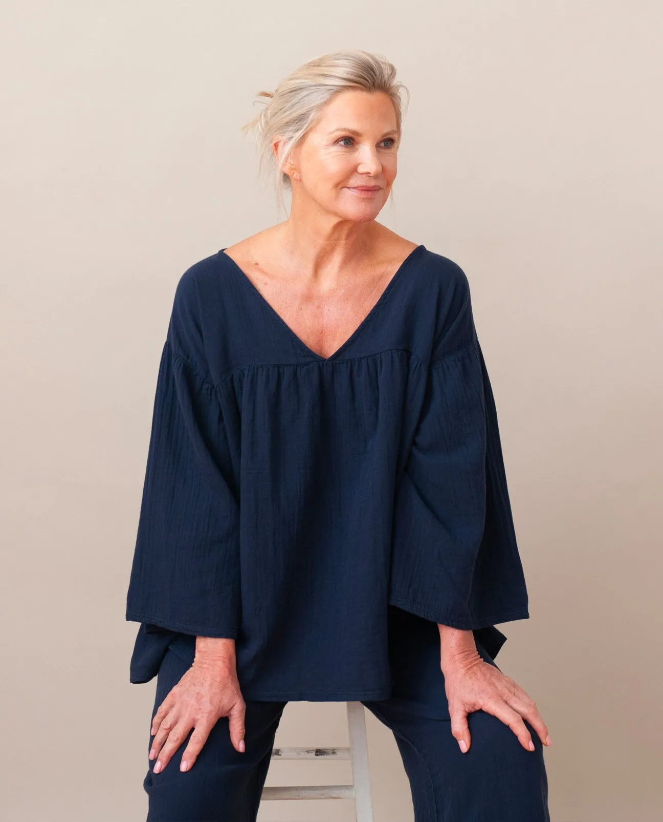 Carlotte Organic Cotton Top In Navy