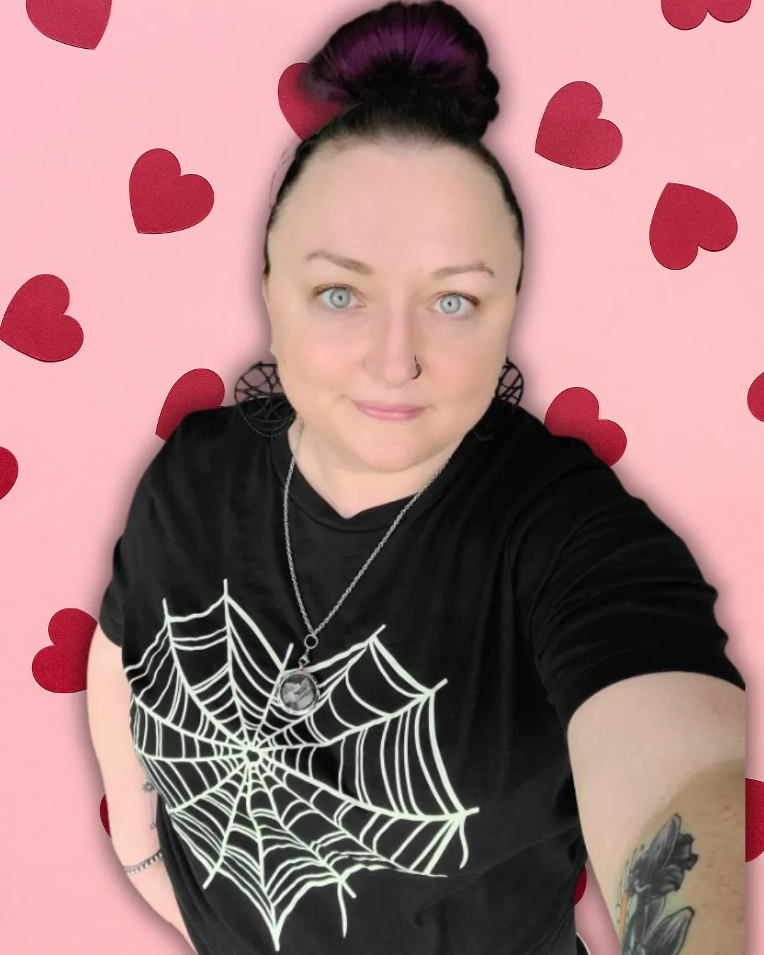 Heart Spider Web Tee - Unisex Shirt