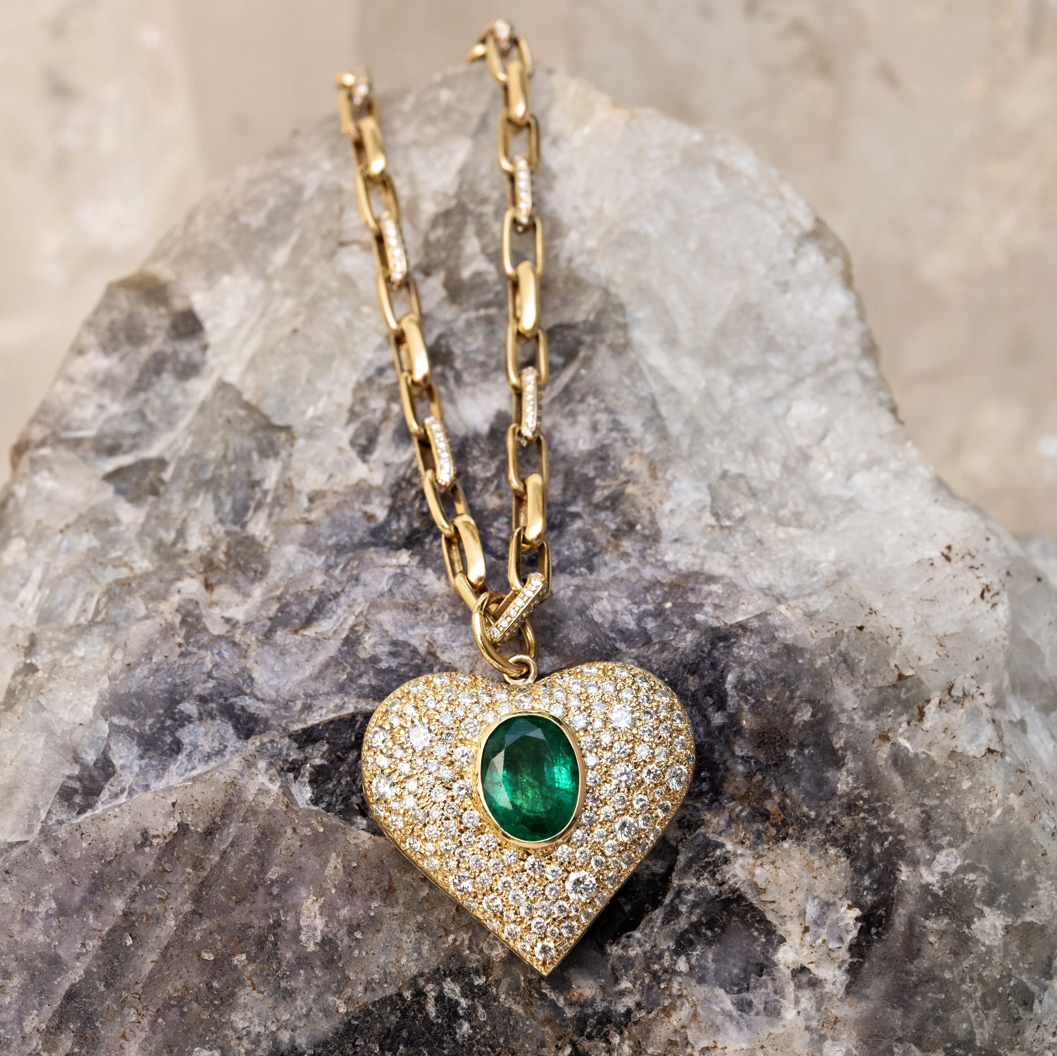 PAVE DIAMOND EMERALD HEART CHARM