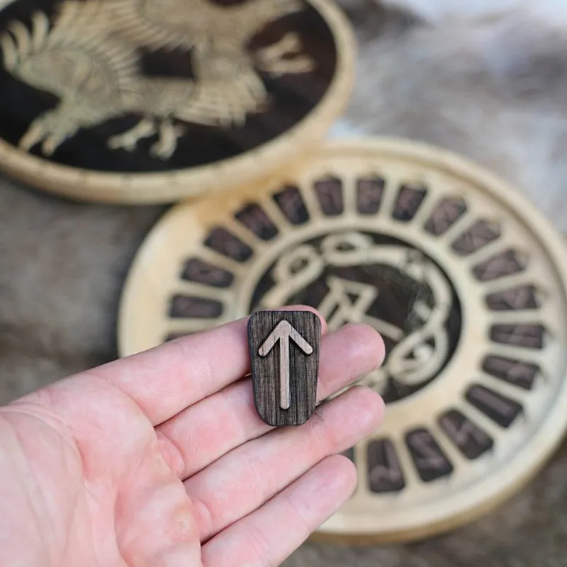 Rune Set (Huginn & Muninn) - Oak